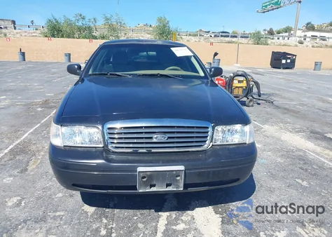 2008 Ford Crown Victoria Police/Police Interceptor z USA, uszkodzony, nr VIN 2FAHP71V78X158694